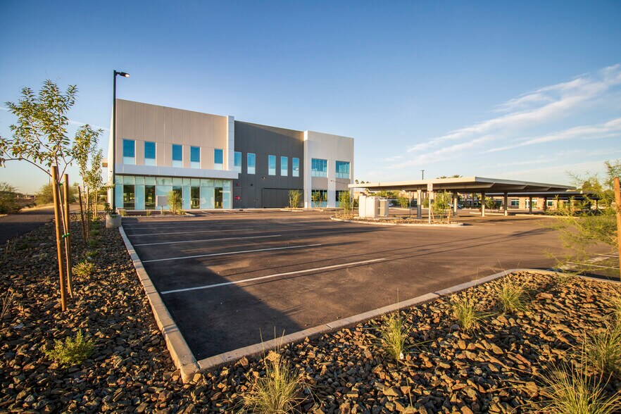 More Photos Of 9000 W Thunderbird Rd, Peoria Medical For Lease