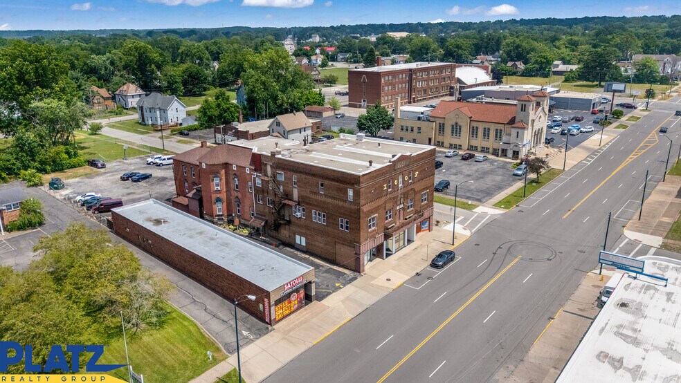 More Photos Of 367 E High St, Warren Storefront For Sale