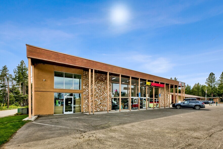 More Photos Of 960 Emerald Bay Rd, South Lake Tahoe Freestanding For Sale