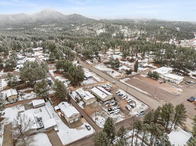 More Photos Of 401 N 5th St, Custer Industrial For Sale