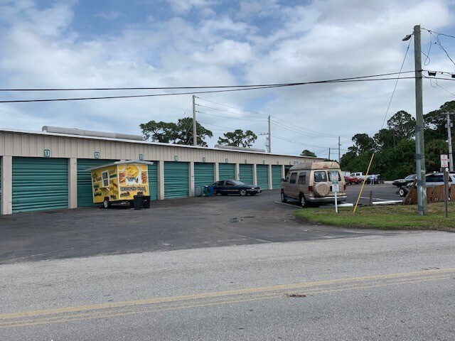 More Photos Of 600 N 39th St, Fort Pierce Warehouse For Sale