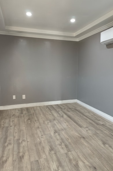 More Photos Of 1240 E California Ave, Bakersfield Carwash For Lease