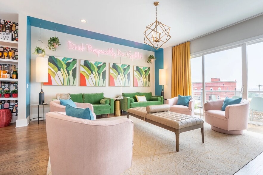 More Photos Of , Nashville Multifamily For Sale