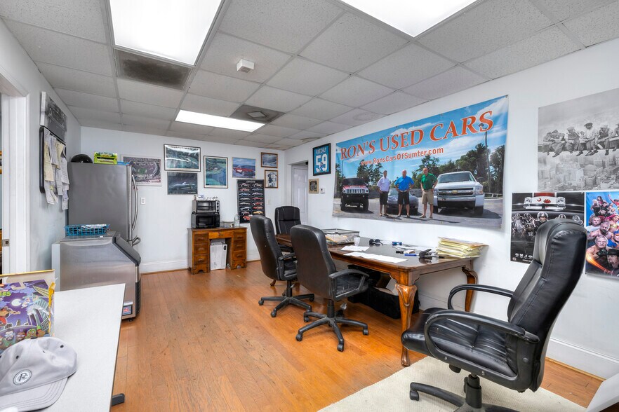 More Photos Of 756 Bultman Dr, Sumter Light Distribution For Sale