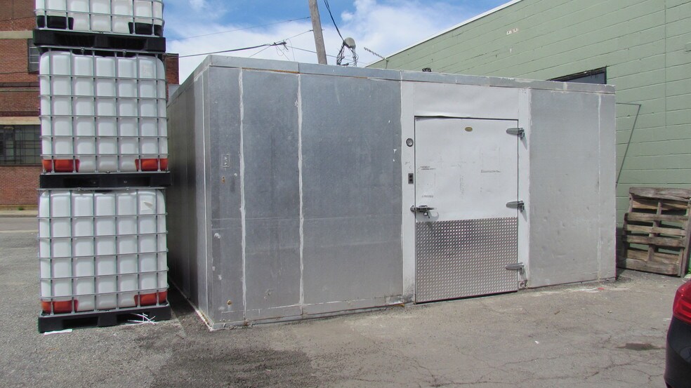 More Photos Of 173 B Norfolk Ave, Boston Warehouse For Lease