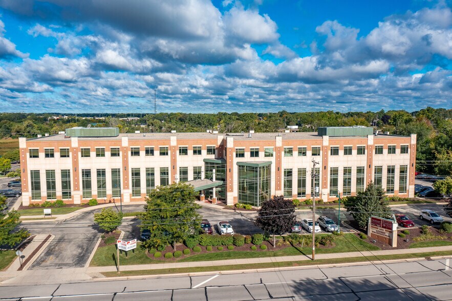 More Photos Of 4600 W Loomis Rd, Greenfield Office For Sale