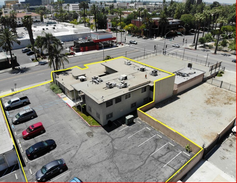 More Photos Of 370 W 6th St, San Bernardino Loft Creative Space For Lease