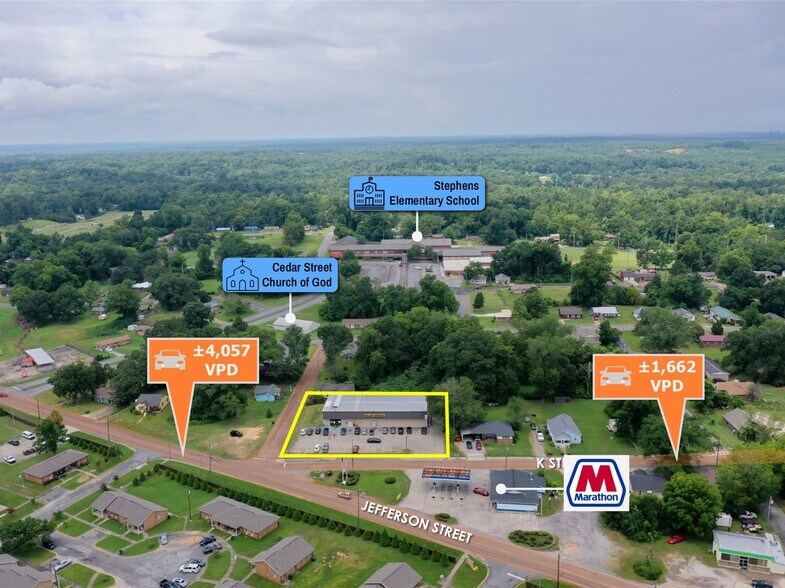 More Photos Of 819 K St, Alexander City Freestanding For Sale