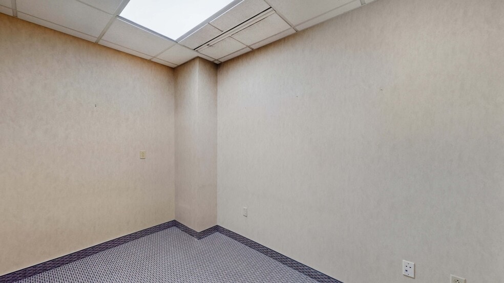 More Photos Of 300-310 Main St, Worcester Office For Lease