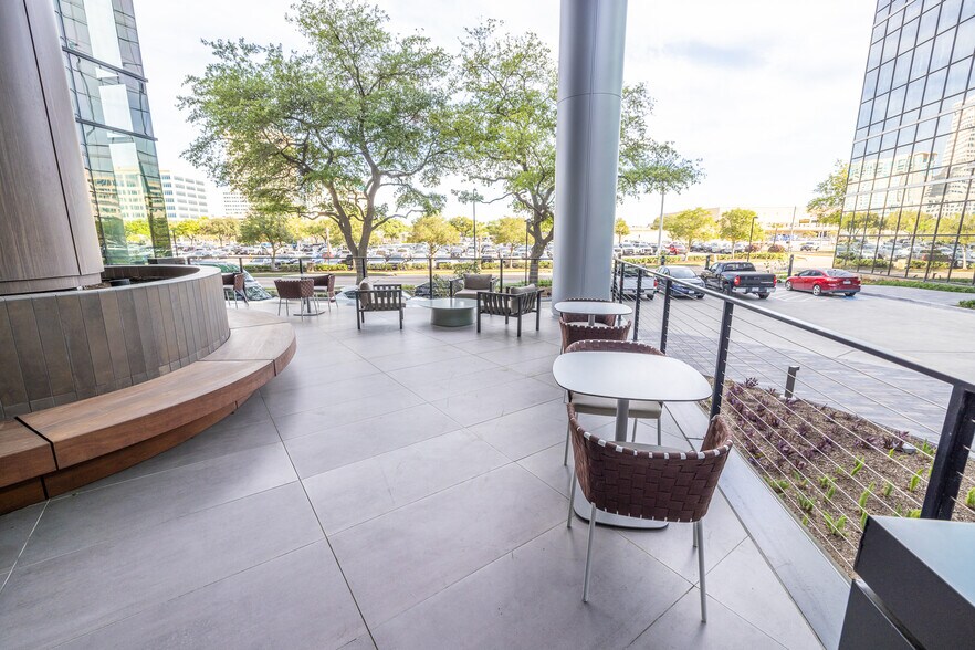 More Photos Of 820 Gessner Rd, Houston Office For Lease