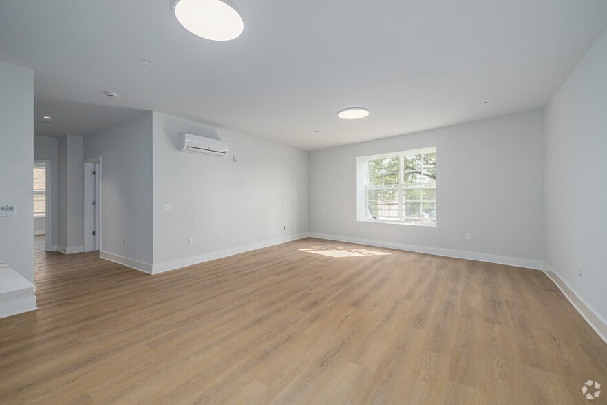 More Photos Of 1 Center St, Clifton Apartments For Lease