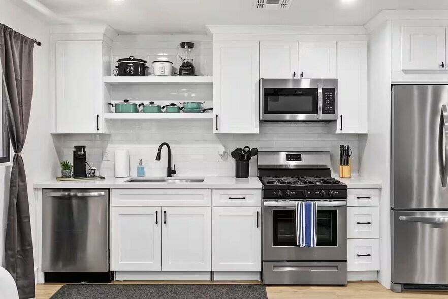 More Photos Of 3139 N 40th St, Phoenix Apartments For Sale