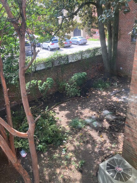 More Photos Of 113 N Foushee St, Richmond Office For Sale