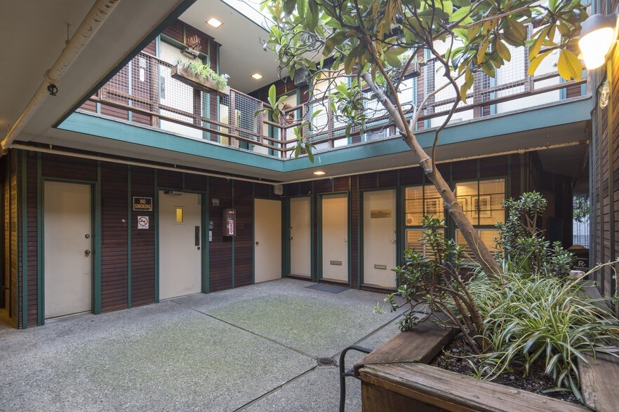 More Photos Of 2041 Polk St, San Francisco Medical For Sale