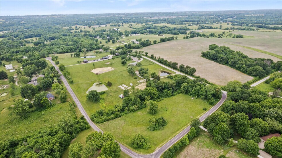 More Photos Of 12703 Northern Ave, Liberty Land For Sale