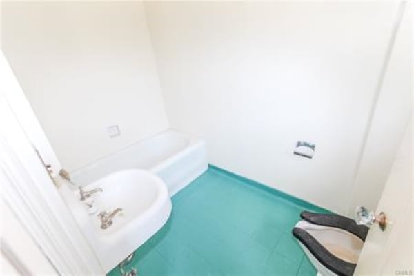 More Photos Of 3700 Country Club Dr, Lucerne Hotel For Sale