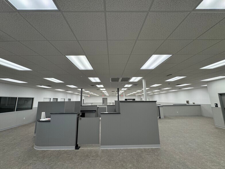 More Photos Of 22981 Hall Rd, Woodhaven Drugstore For Sale