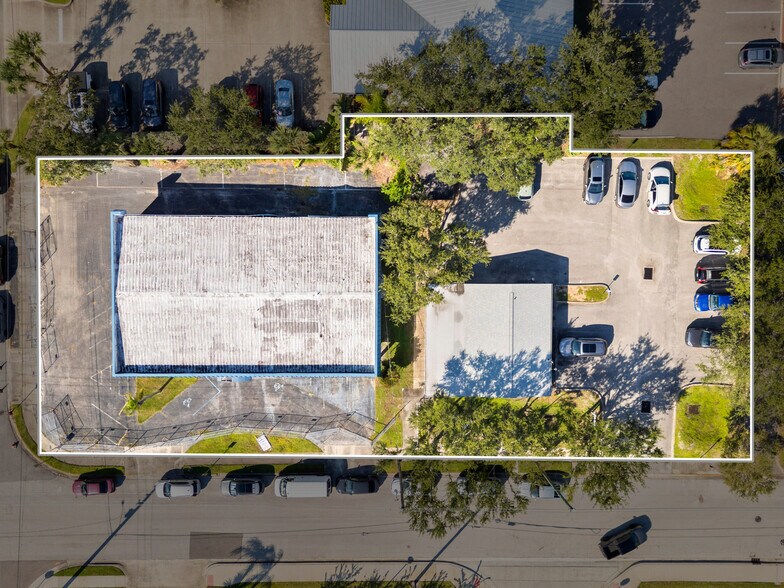 More Photos Of 1322 Oak St, Melbourne Medical For Sale