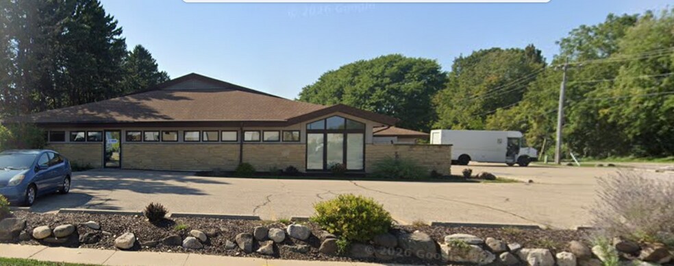 Primary Photo Of 2008 Fish Hatchery Rd, Madison Medical For Sale
