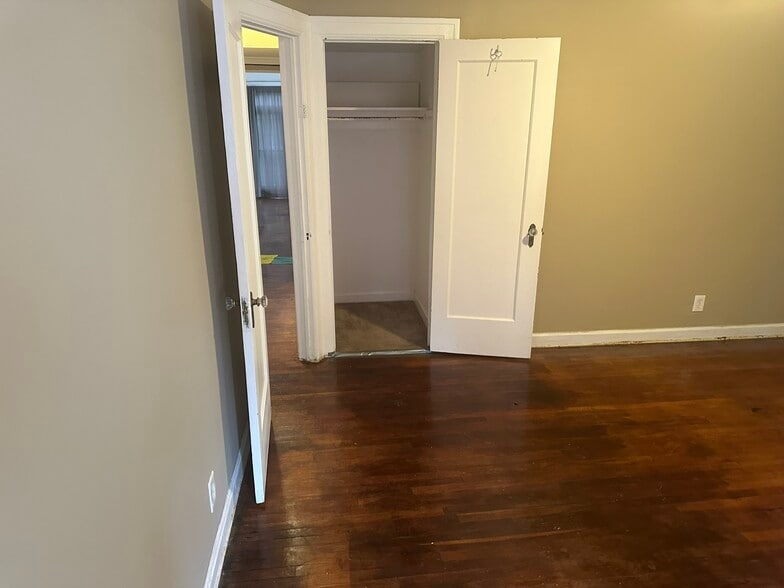 More Photos Of 150 W Stadium Dr, Stockton Apartments For Sale