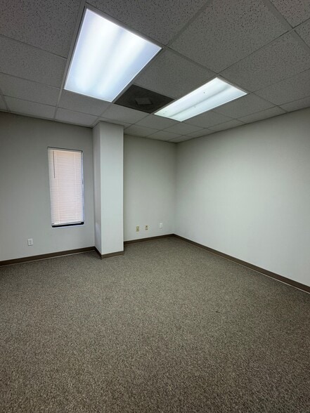 More Photos Of 6283 Park South Dr, Bessemer Office Residential For Lease
