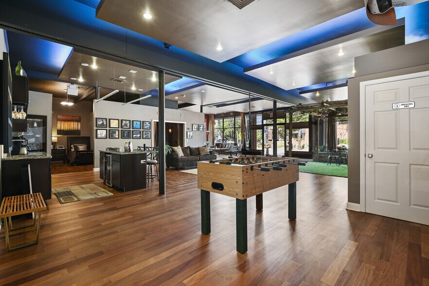 More Photos Of 183 Eagle Rock Ave, Roseland Storefront For Lease