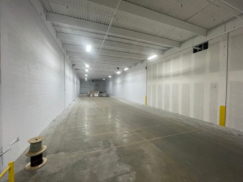 More Photos Of 4032 101 St NW, Edmonton Manufacturing For Sale