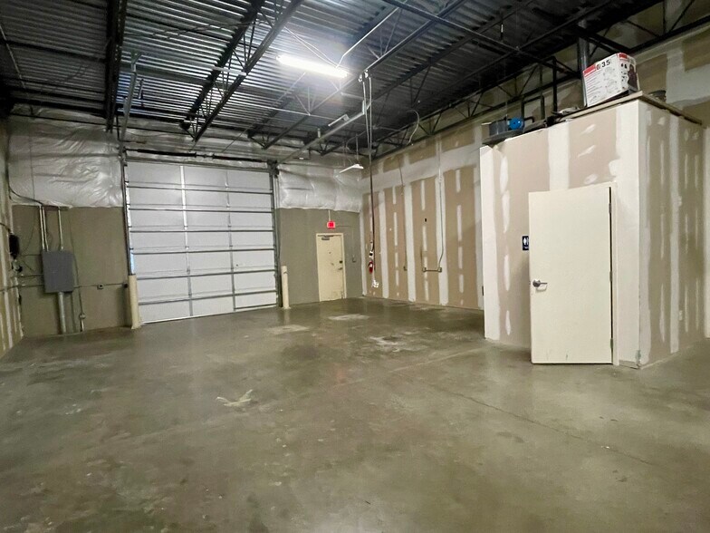 More Photos Of 4100-4136 Lafayette Blvd, Fredericksburg Light Distribution For Lease