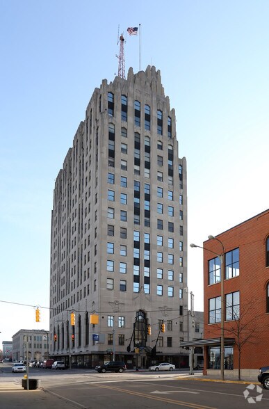 More Photos Of 503 S Saginaw St, Flint Office For Lease