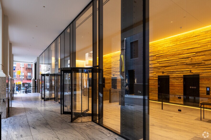 More Photos Of 101 Greenwich St, New York Office For Lease