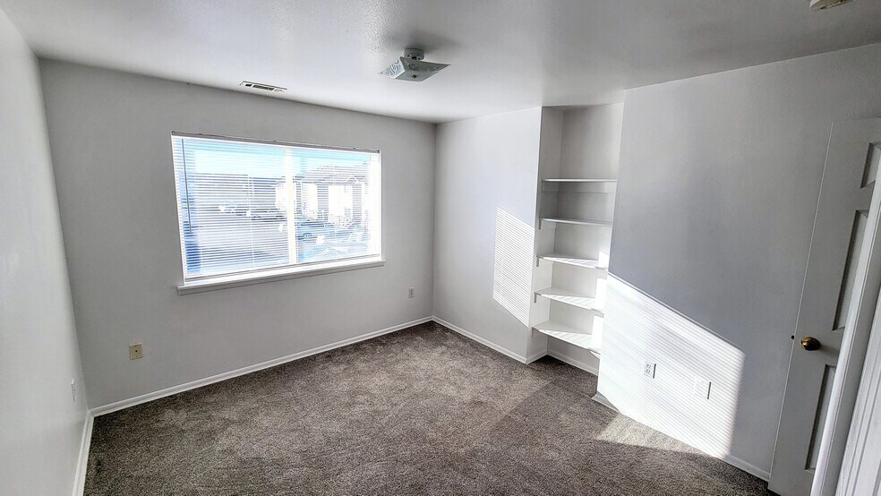 More Photos Of 1680 E 300 S, Price Apartments For Sale