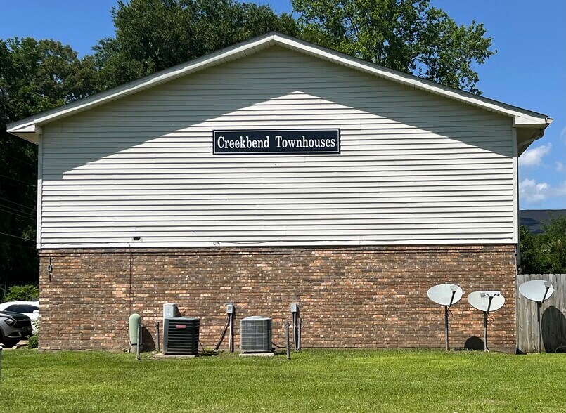 More Photos Of 101-103 Creek Bend Rd, Natchez Apartments For Sale