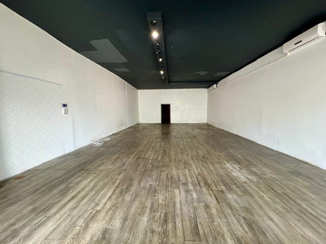 More Photos Of 6216 Avenue U, Brooklyn Storefront Retail Office For Lease