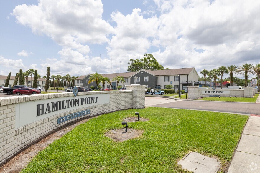 More Photos Of 6900 Concord Dr, Tampa Apartments For Sale