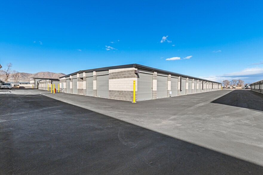 More Photos Of 820 W Utah Ave, Payson Industrial For Sale