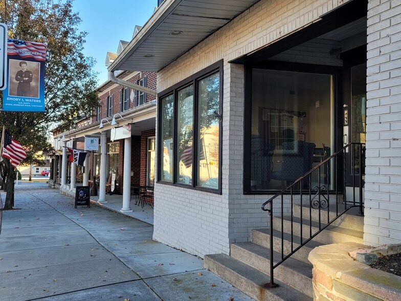 More Photos Of 68 E Main St, Mount Joy Storefront Retail Office For Lease