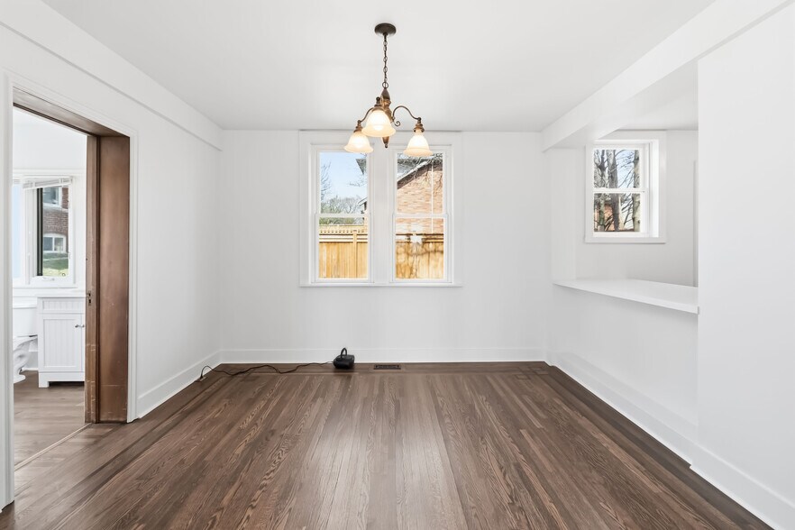 More Photos Of 250 Plains Rd W, Burlington Multifamily For Sale