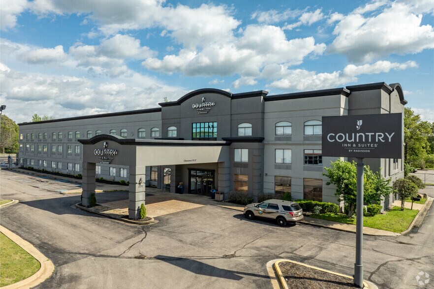 Primary Photo Of 2270 N Germantown Pky, Cordova Hotel For Sale