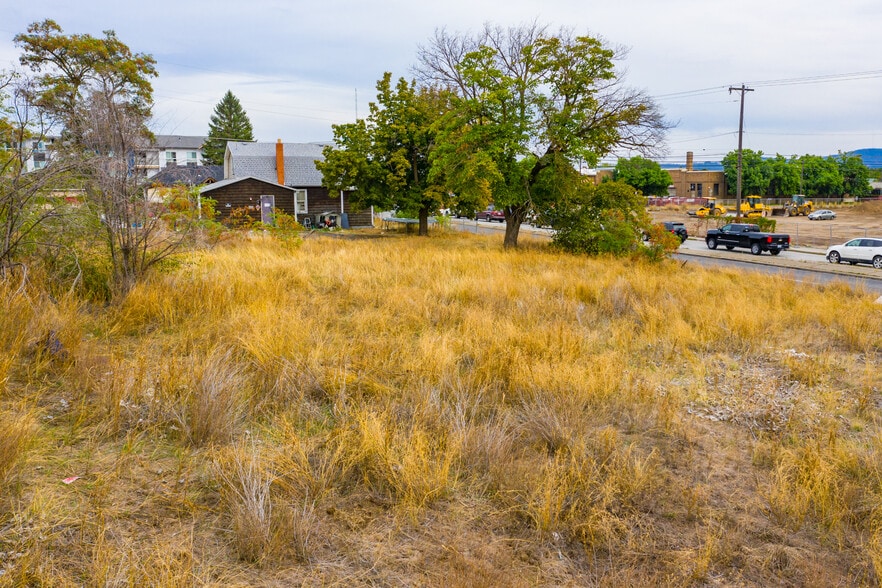 More Photos Of 2808 Cincinnati, Spokane Land For Sale