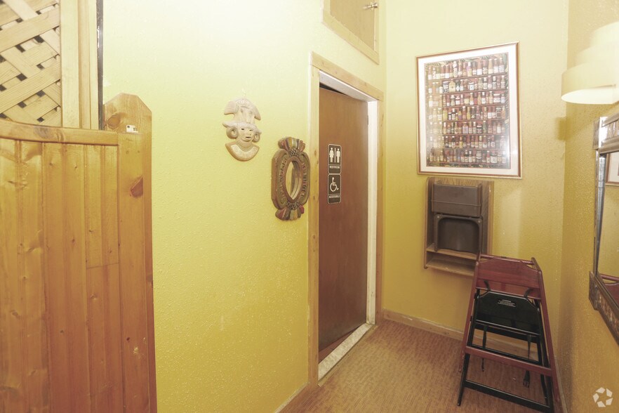 More Photos Of 54 Main St, Sussex Restaurant For Sale