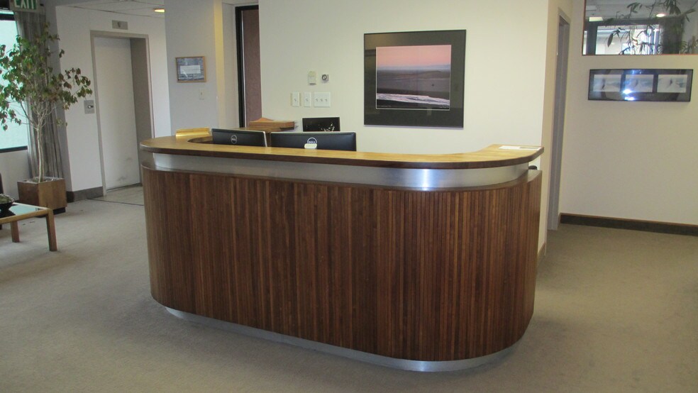 More Photos Of 1002 Walnut St, Boulder Office For Sale