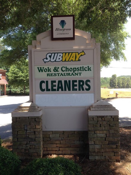 More Photos Of 1525 McFarland Rd, Alpharetta Storefront For Lease