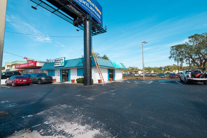 More Photos Of 6025 N Dale Mabry Hwy, Tampa Storefront Retail Office For Lease