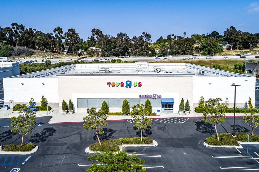 More Photos Of 25222-25902 El Paseo Rd, Mission Viejo Unknown For Lease