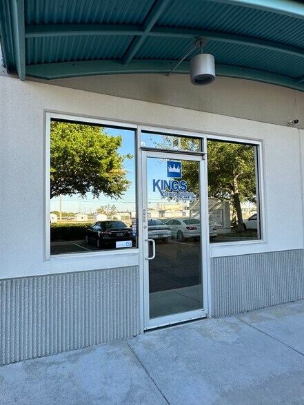 More Photos Of 10501 S Orange Ave, Orlando Light Manufacturing For Sale