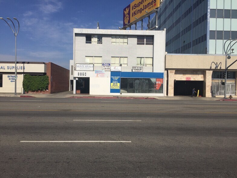 Primary Photo Of 6850 Van Nuys Blvd, Van Nuys Medical For Lease