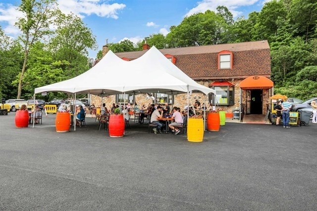More Photos Of 448 Route 9, Fishkill Restaurant For Sale