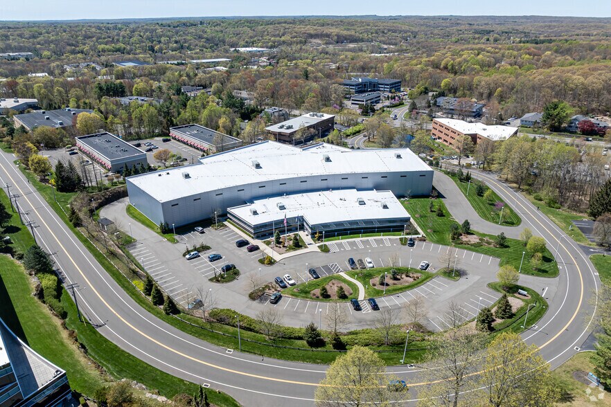More Photos Of 50 Corporate Dr, Trumbull Distribution For Lease