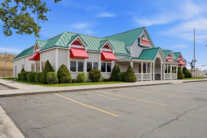 More Photos Of 72 N 850 E, Lehi Restaurant For Sale