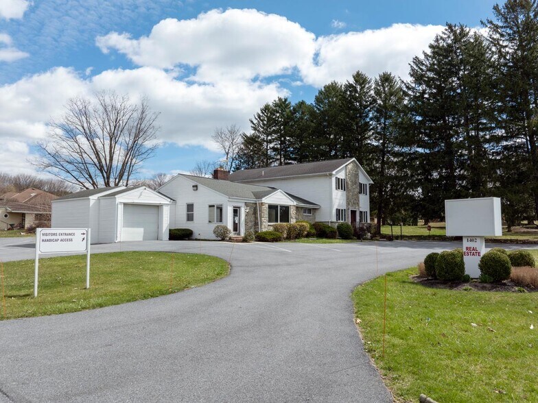 More Photos Of 1402 Quentin Rd, Lebanon Medical For Lease